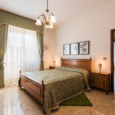 Appartement Il Rifugio Di Amelia à Arezzo Extérieur photo