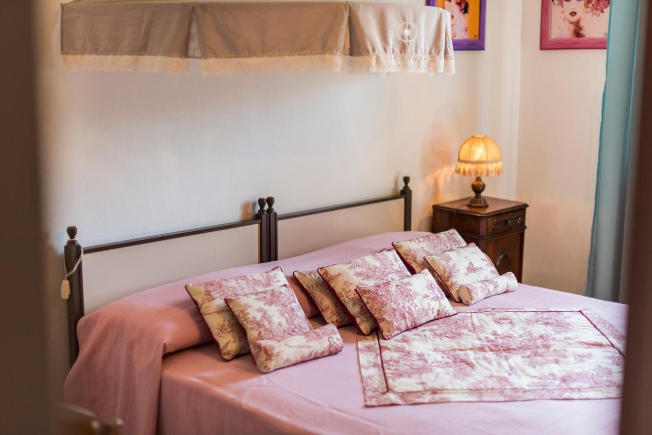 Appartement Il Rifugio Di Amelia à Arezzo Extérieur photo